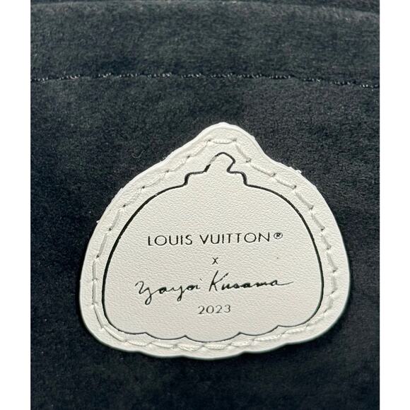 Louis Vuitton Black & White Infinity Dots Leather Multi Pochette Accessoires - Picture 16 of 16